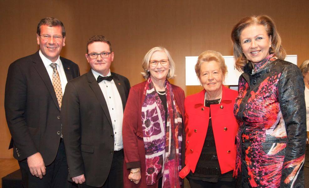 Landesgeschäftsführer des Tiroler Seniorenbundes und Klubobmann LA Bgm. Mag. Jakob Wolf Landesgeschäftsführer des Tiroler Seniorenbundes Christoph Schultes Stellvertreterin der Seniorenbewegung Christine von Stefenelli Bezirksseniorenvorsitzende Annemarie