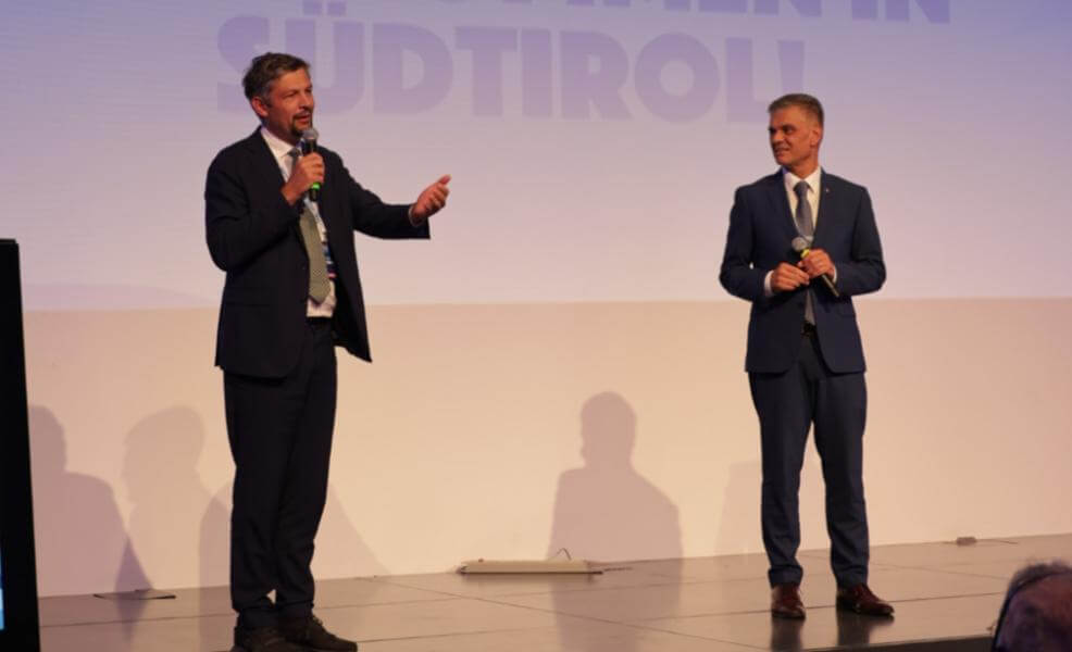 Daniel Alfreider; Harald Stauder