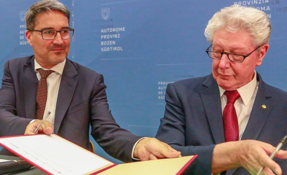 Landeshauptmann Arno Kompatscher (links) und Bürgermeister Renzo Caramaschi
